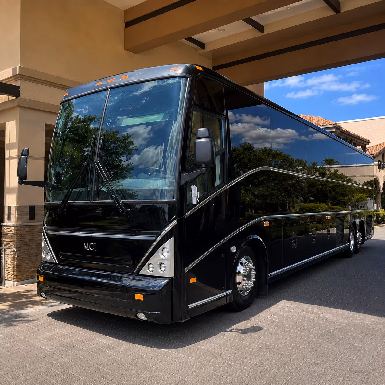 charter buses to troy trojans games at veterans memorial stadium